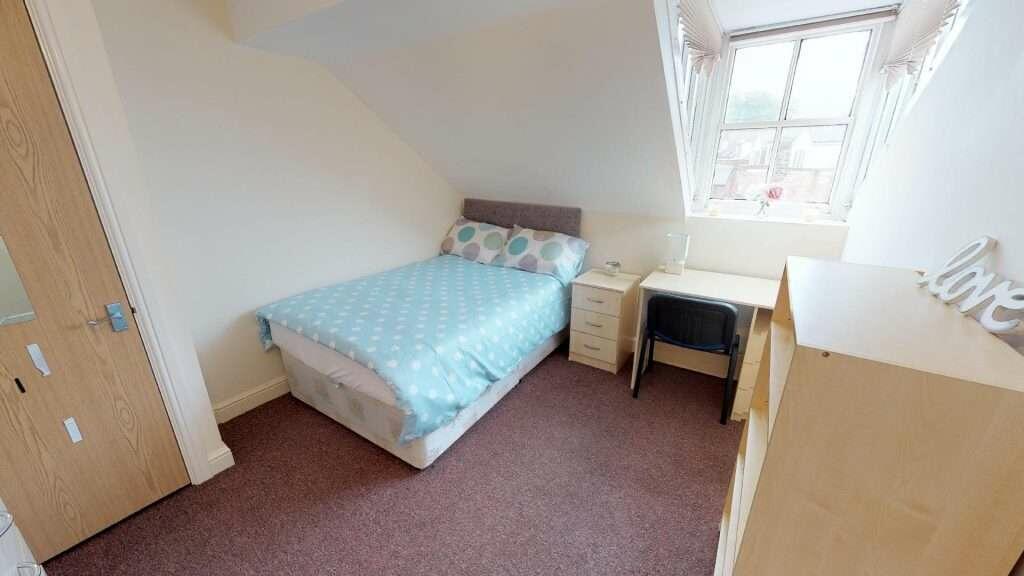 7_Hoole_Road