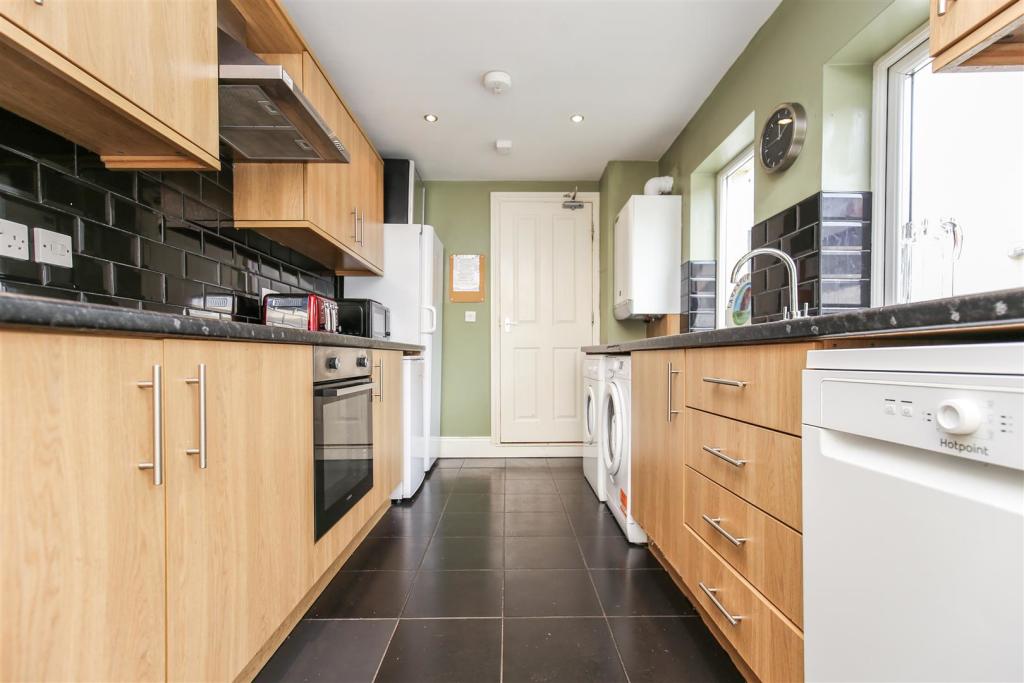 BM00374-S-IMG_0741-13-larkspur.jpg