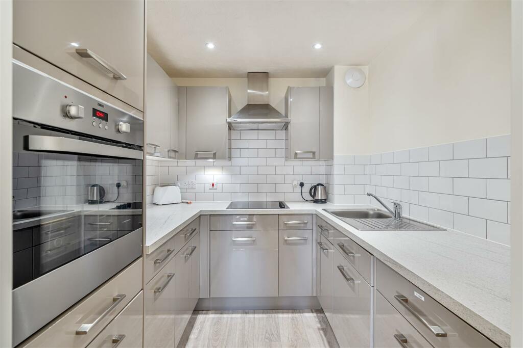 Kitchen.jpg