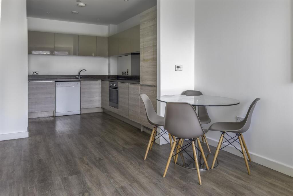 06 To Let 1 Bedroom Flat Croyron www.islingtonprop