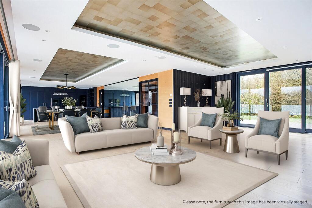 Sitting/Dining Room