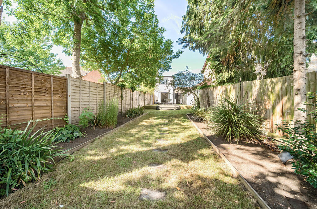 1327788-5-687a705...