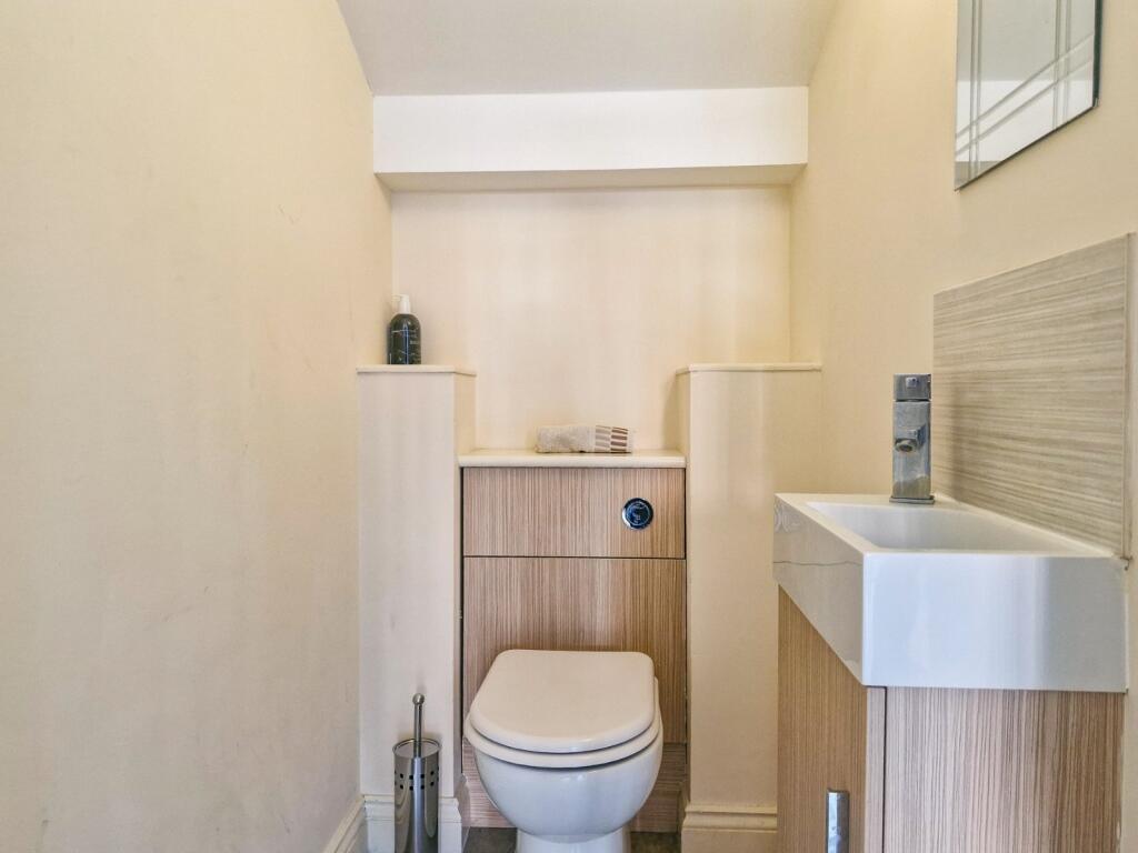 Ground Floor Wc