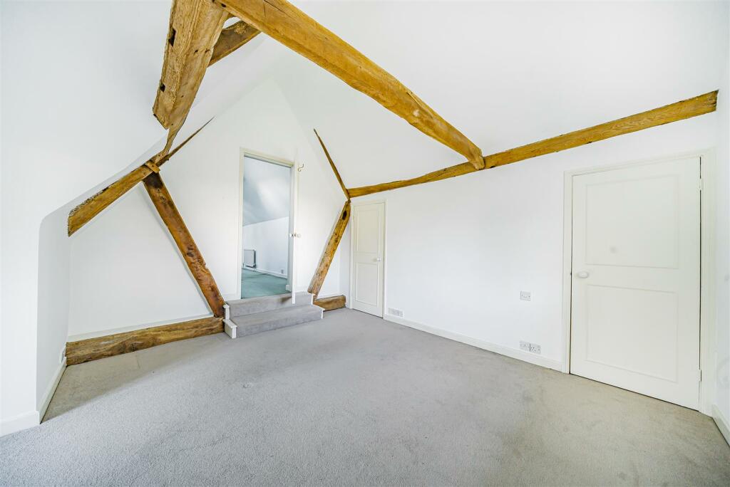 Bedroom 3 2nd aspect.jpg