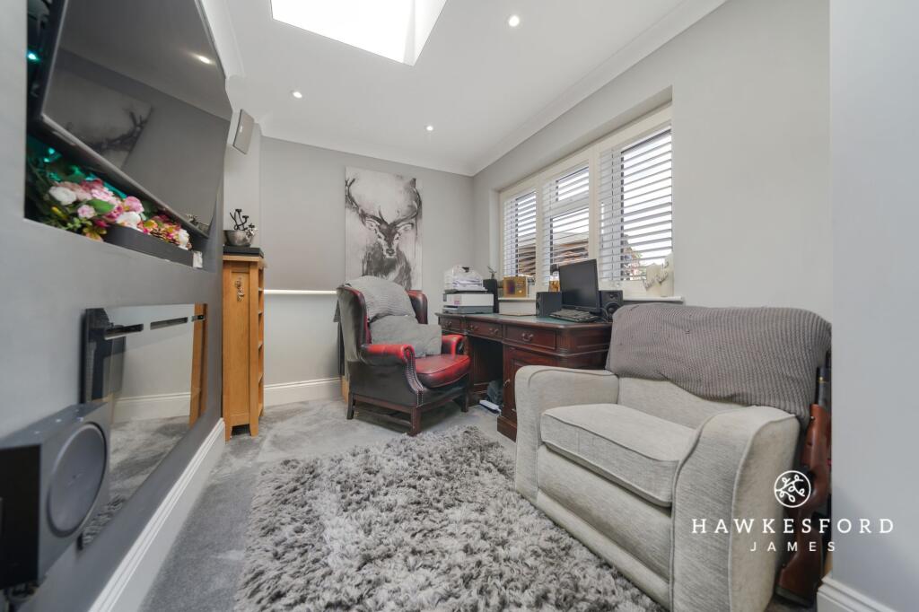 Church Road, Tonge - Snug