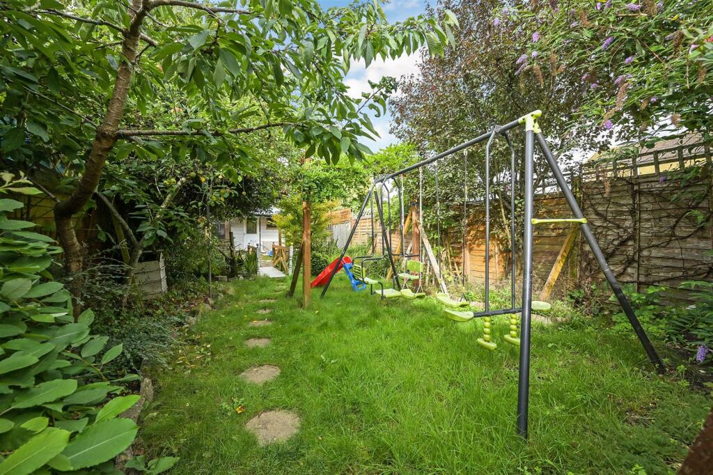 Garden Swing.jpg