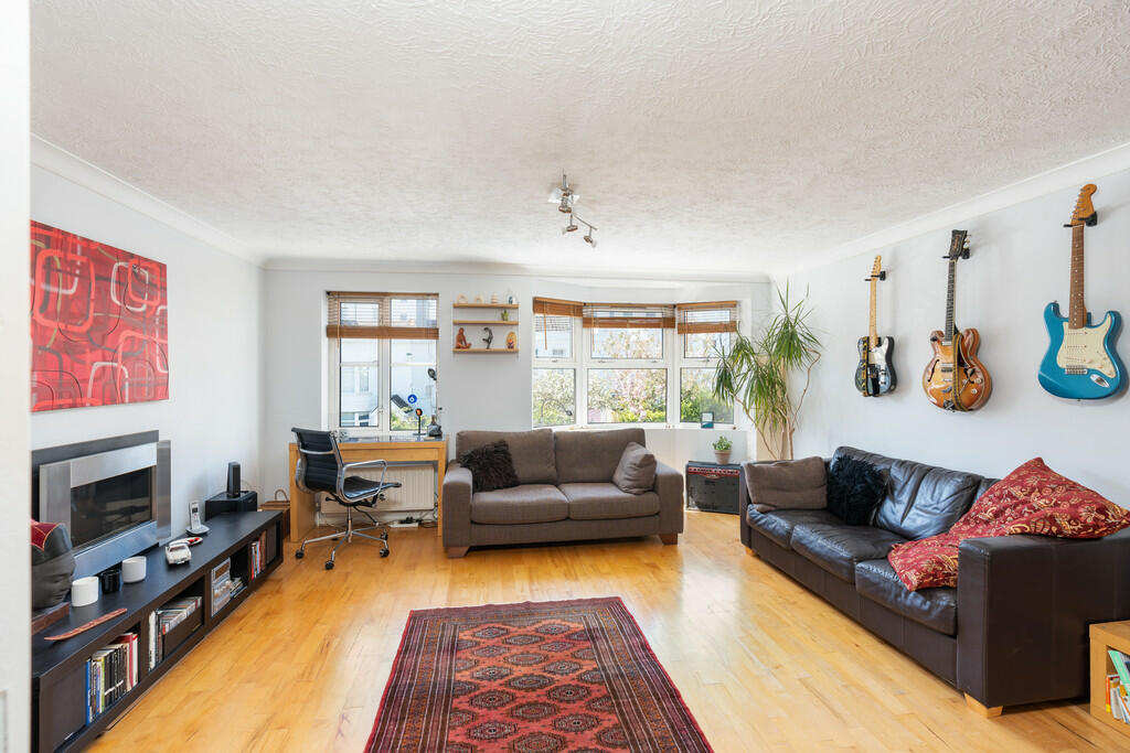 35 North Gardens-...