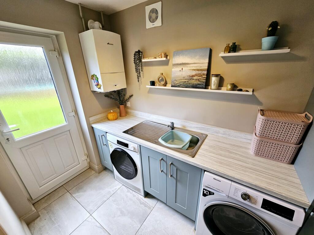 4a2dc122-2831-41f2-b827-228a785e378e