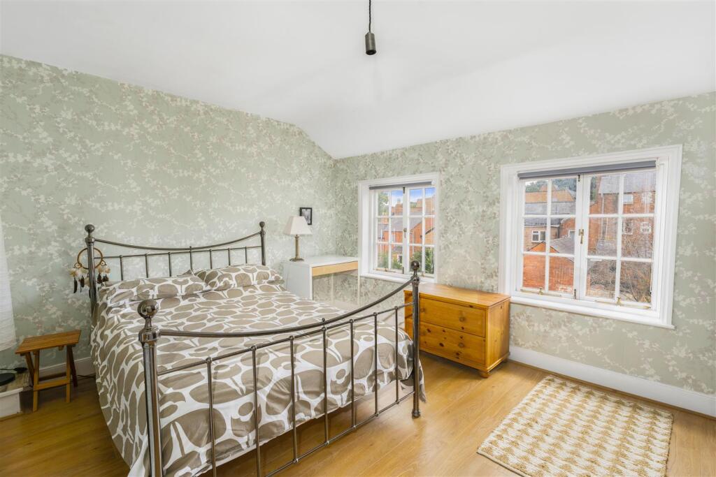 12 Crouch Street, Banbury-13.jpg