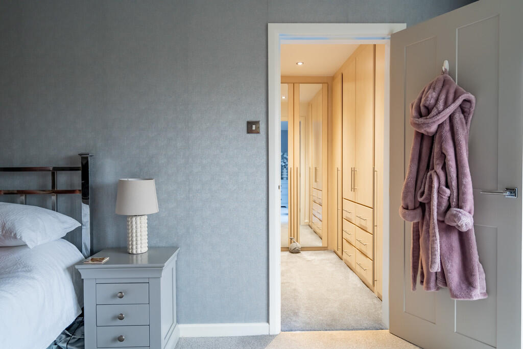 Master Bedroom - ...