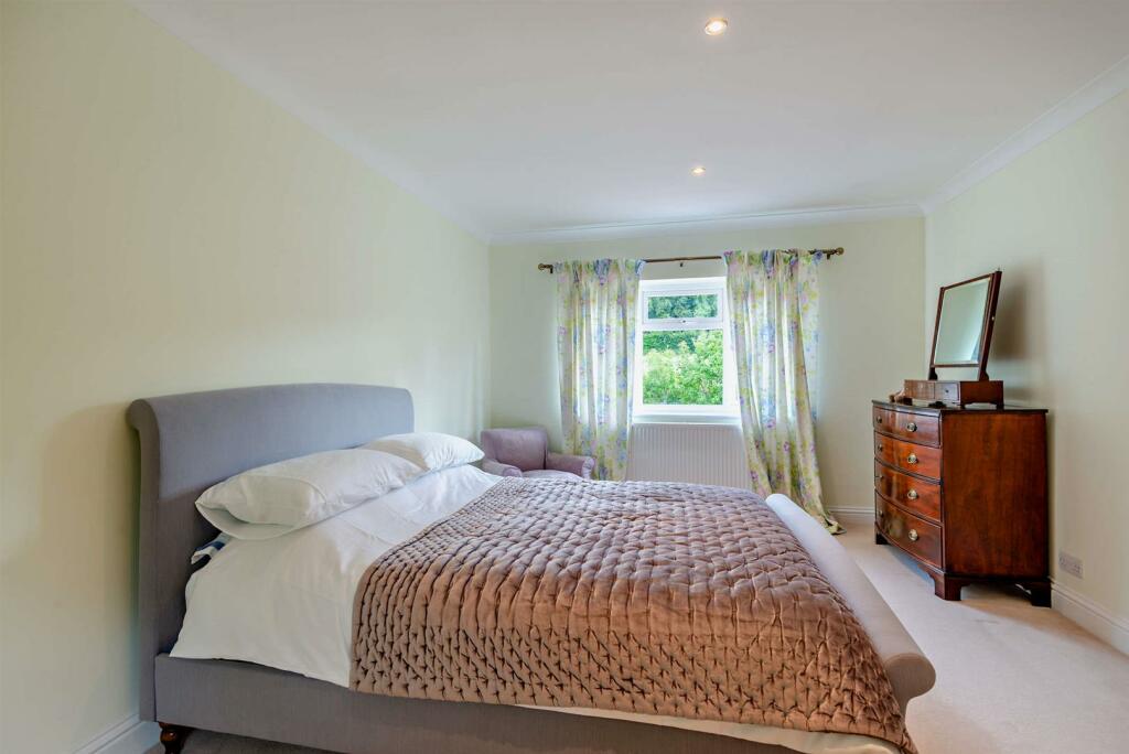 8559725-interior11-800.jpg