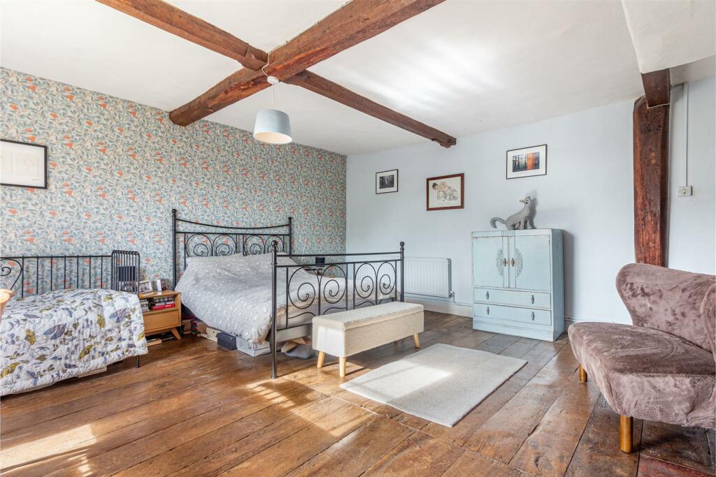 Bedroom-1-2.jpg