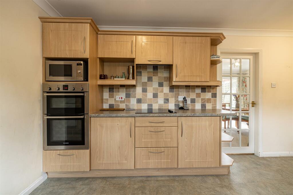 36 Melrose Road Galashiels 18.JPG