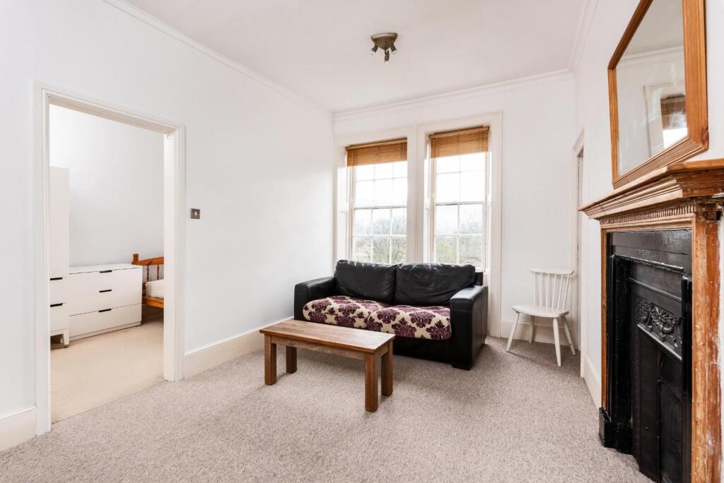 Flat 2, 1 Walcot Terrace, Bath, BA1 6AB-8.jpg