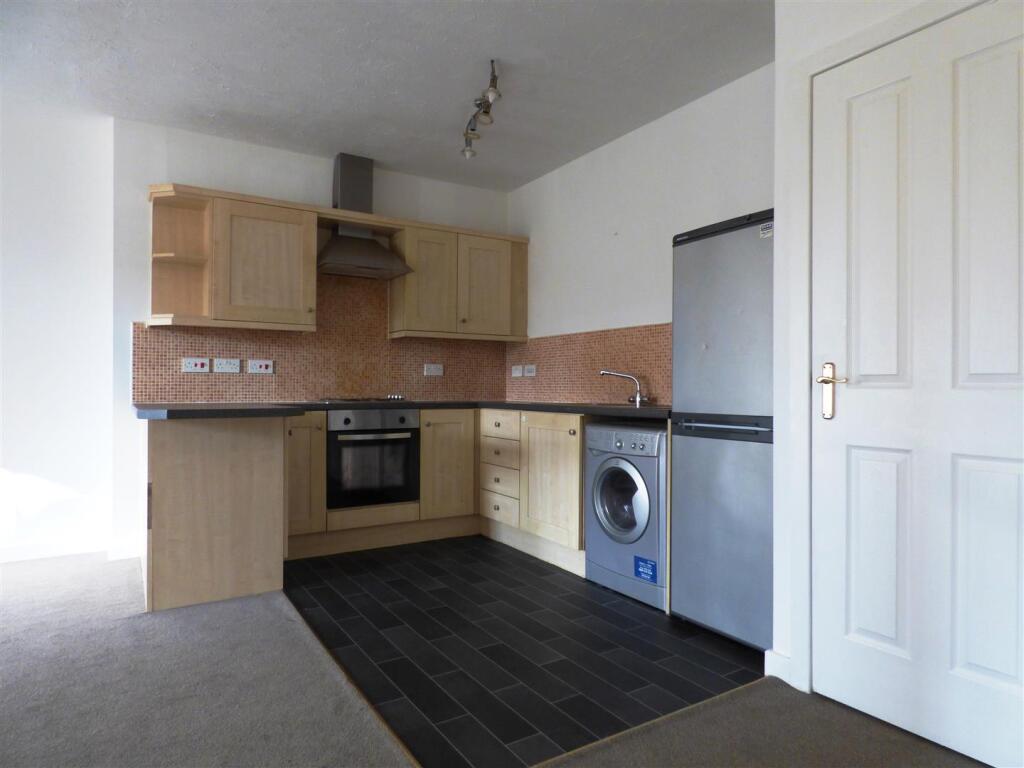 Kitchen.JPG
