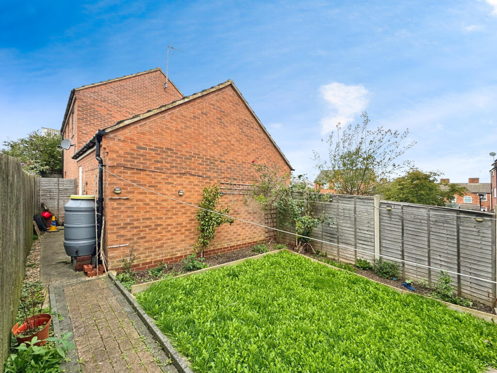 28 Lathkill Street, Market Harborough, LE16 9EY