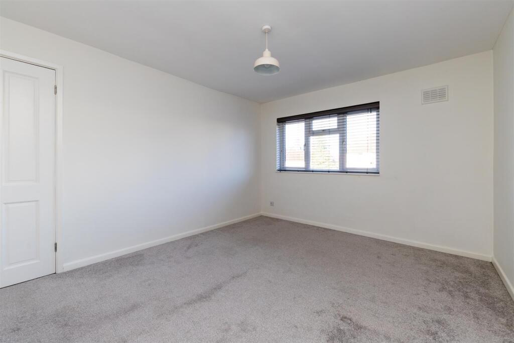 113 Baldock Road (4 of 15).jpg