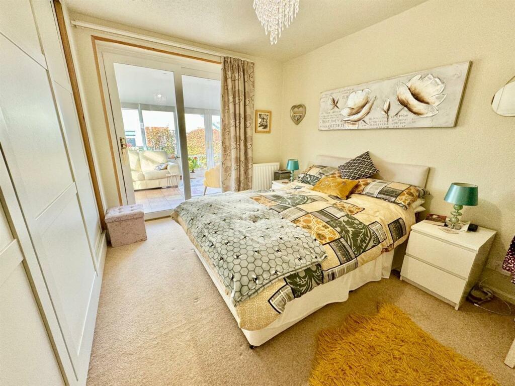 PHOTO-2024-10-30-18-09-09 (12).jpg