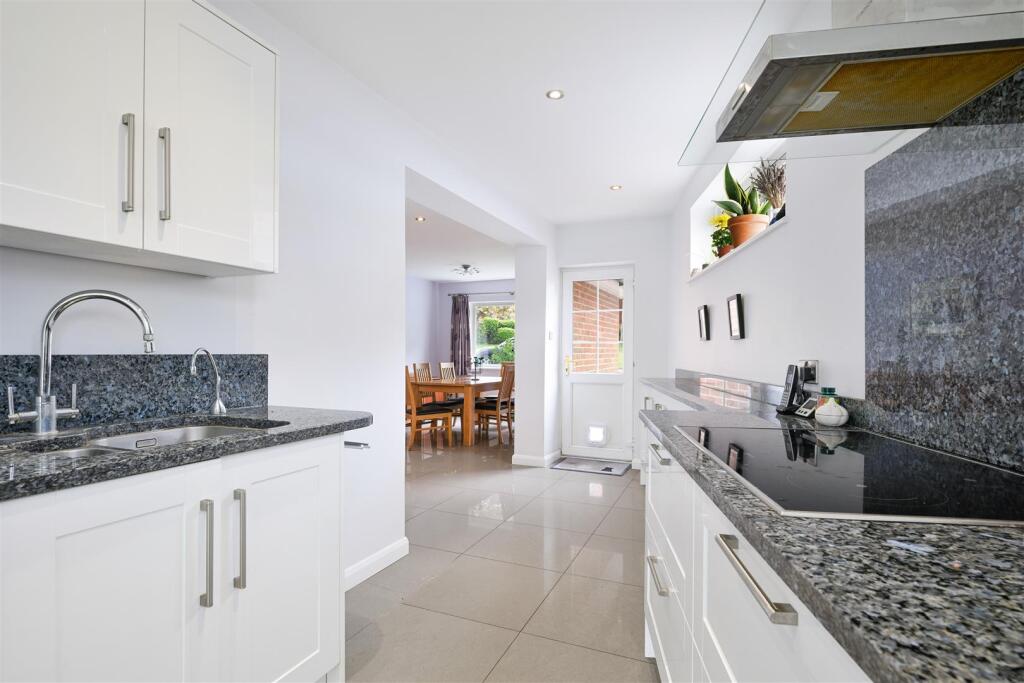 THE RIDINGS, (11).jpg