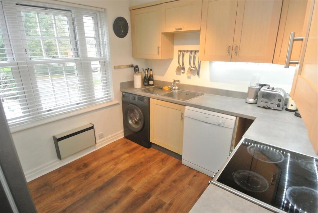 Kitchen.JPG