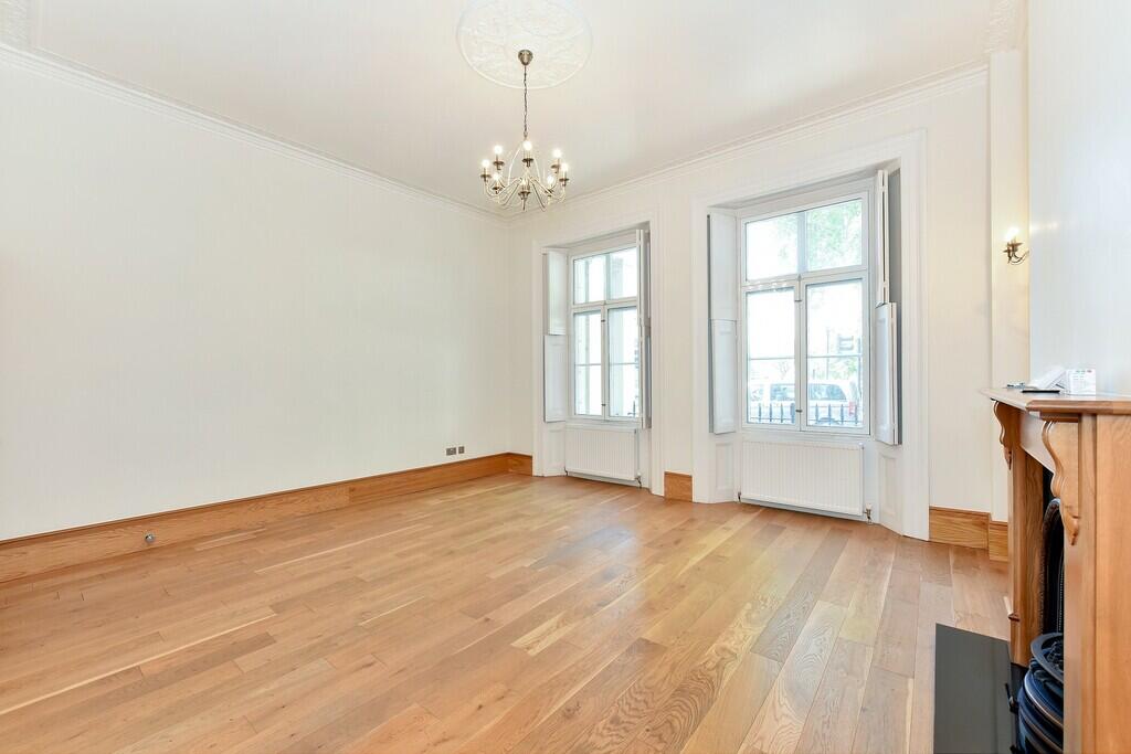 Sussex Gardens, Baywater, W2
