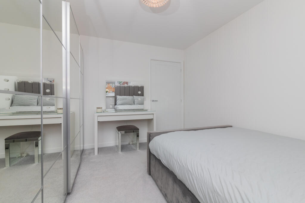 6 Mill of cart way, Linwood PA5 8FH L-38