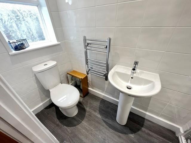 shower room 2.jpg