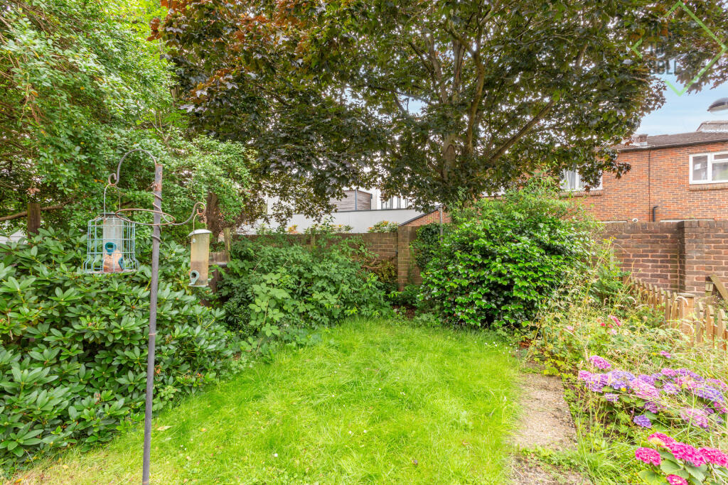47b Parkland Road, N22 6SU-23