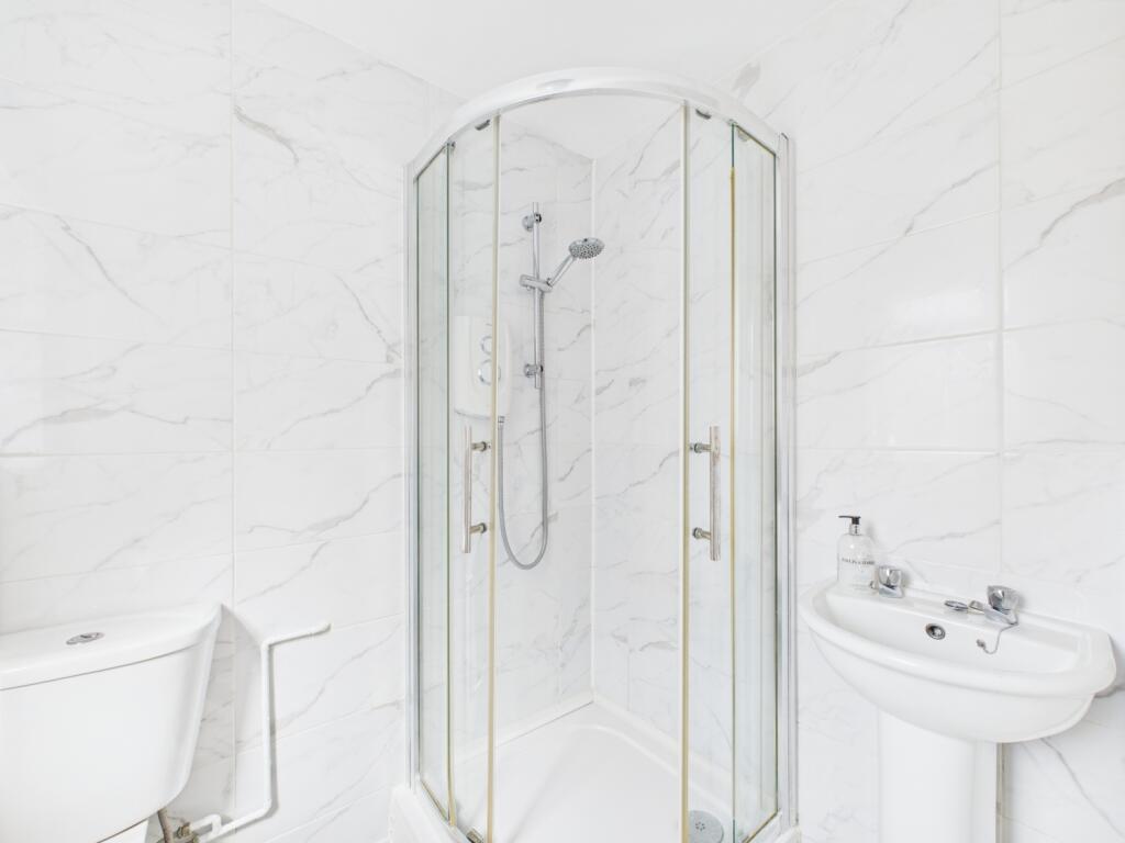 CAM03062G0-PR0179-STILL005