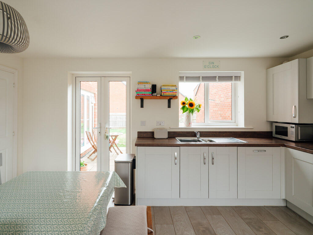 Kitchen / Dining Room