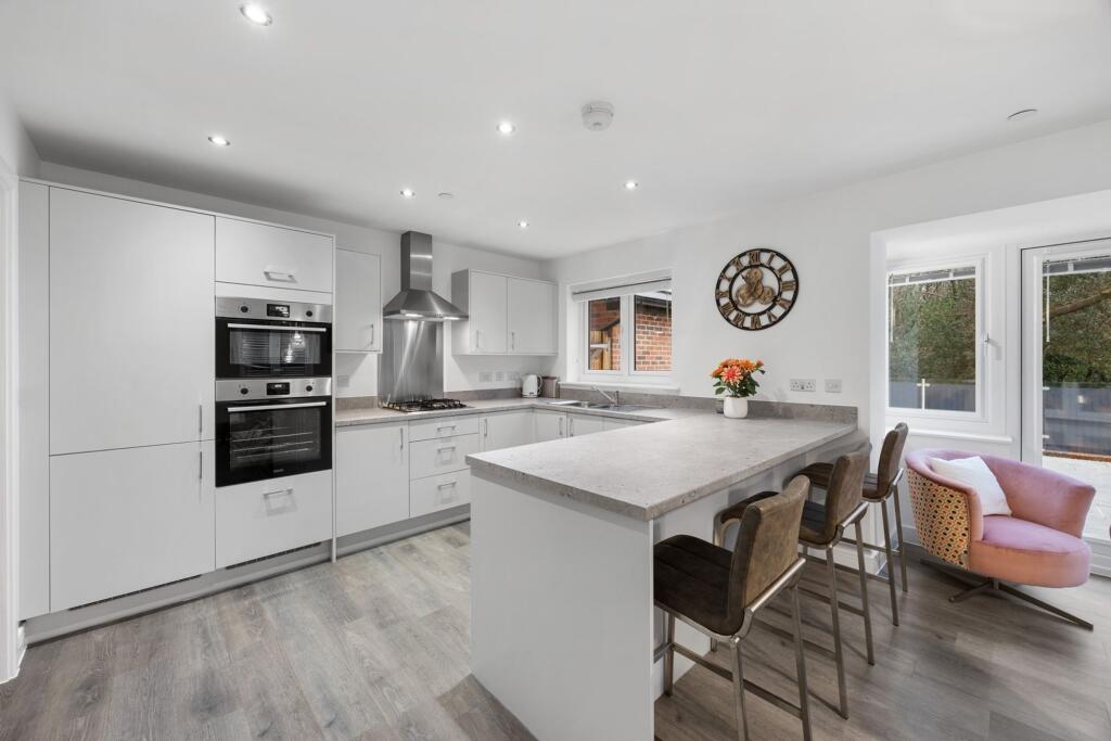 Breakfast bar seating