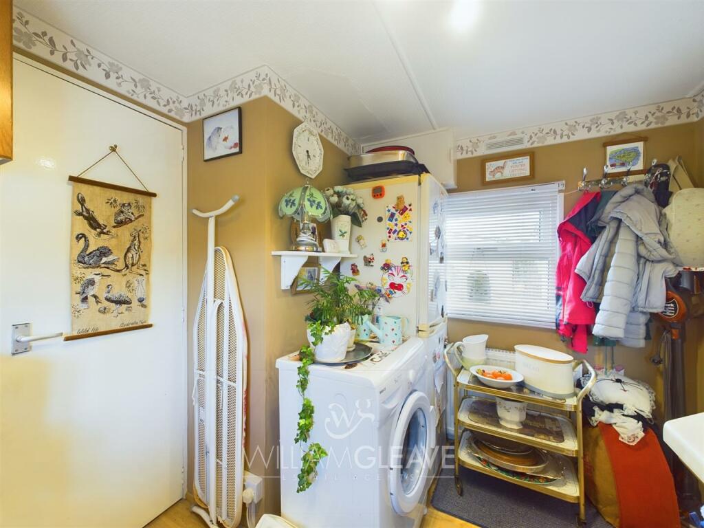 CAM01392G0-PR0094-ST