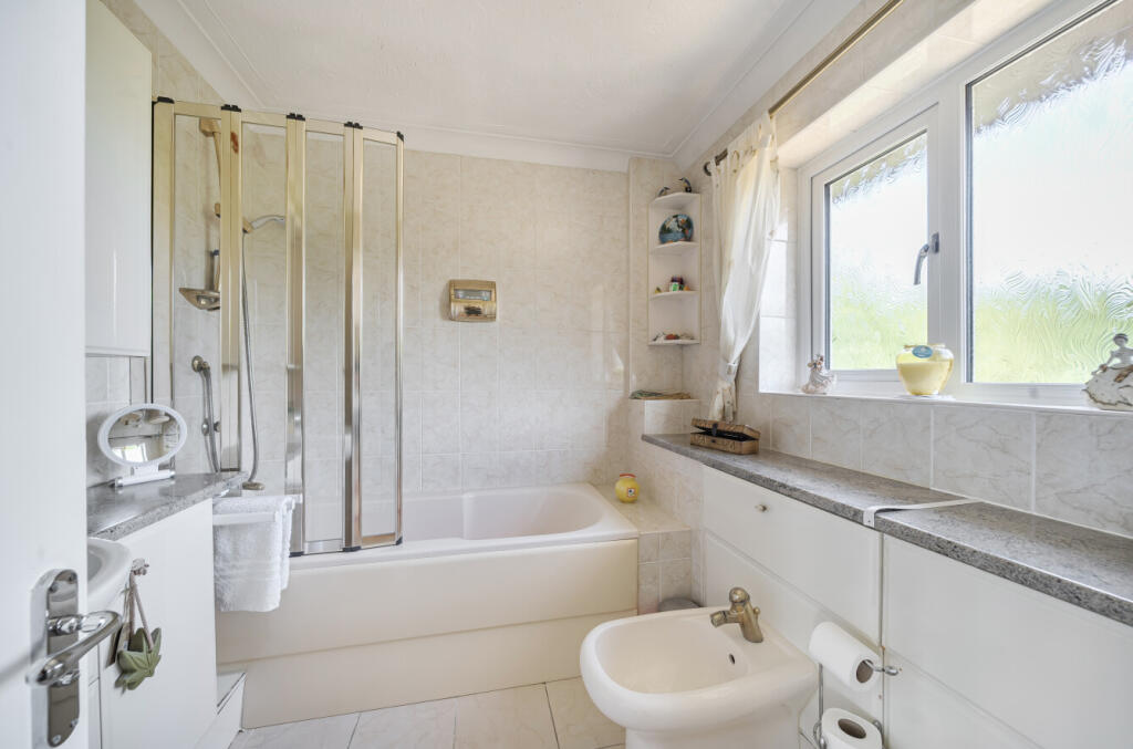 131587217685d840209d98