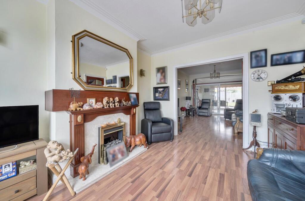 Davidson Frost-Wellings, DFW, Portland Crescent, S