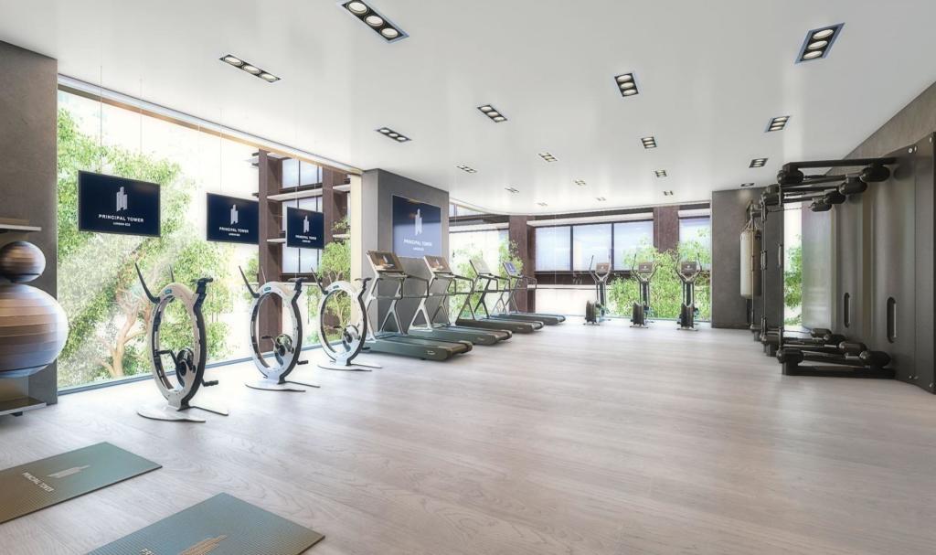 London_GYM_RE_LR.jpg