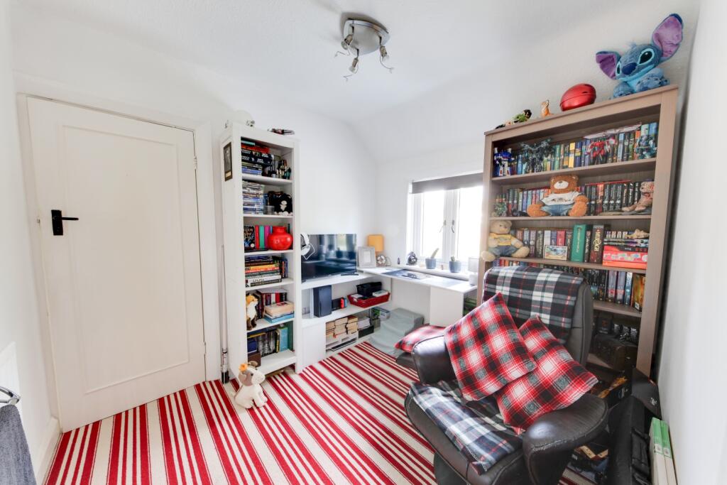 Bedroom 4 - used as second office by owner