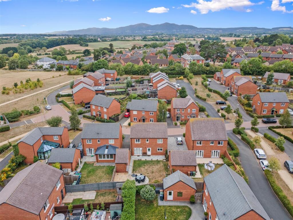 45 Tannery Drive-2.jpg