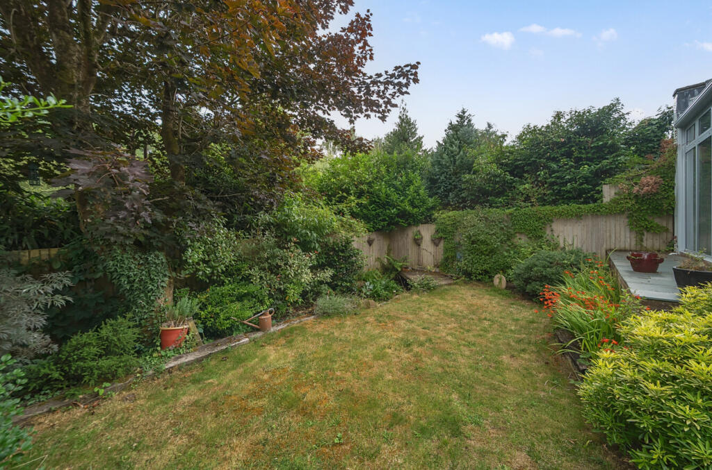 1328949-23-6887b9...