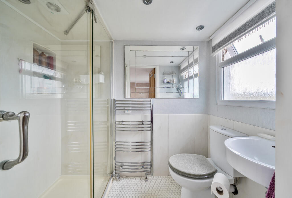 1332062-6-688aa18...