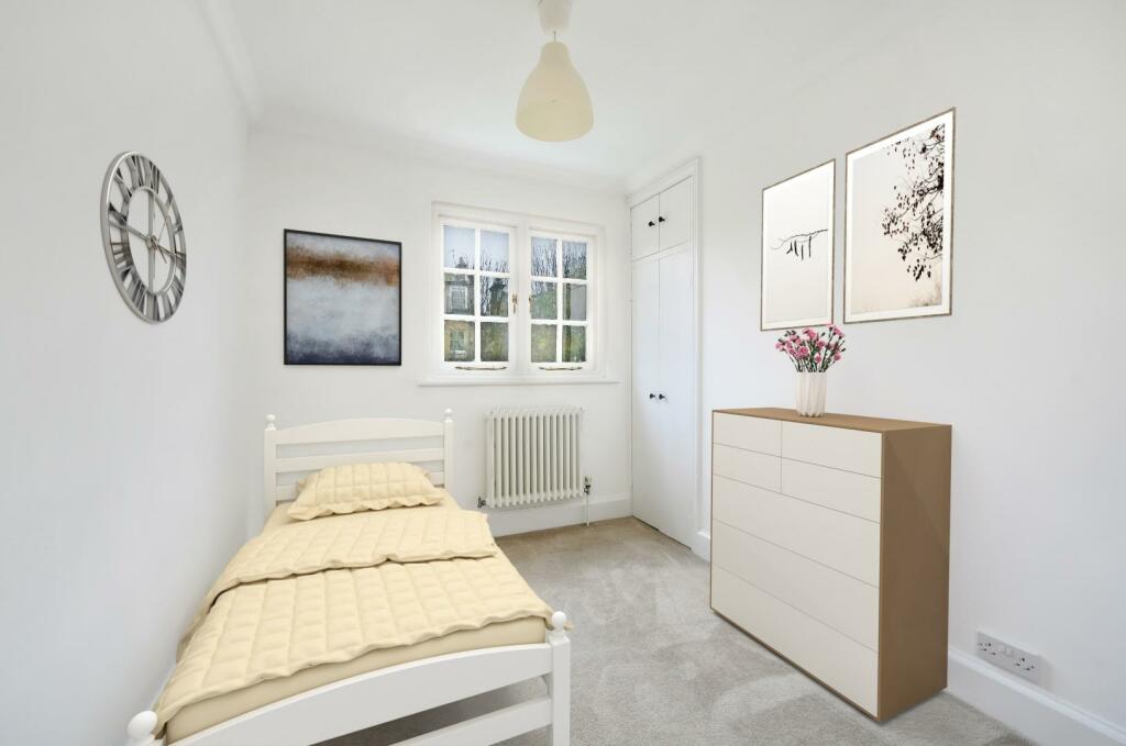 flat-6-8-grand-avenue-bn32lf?20?289?29 copy.jpg