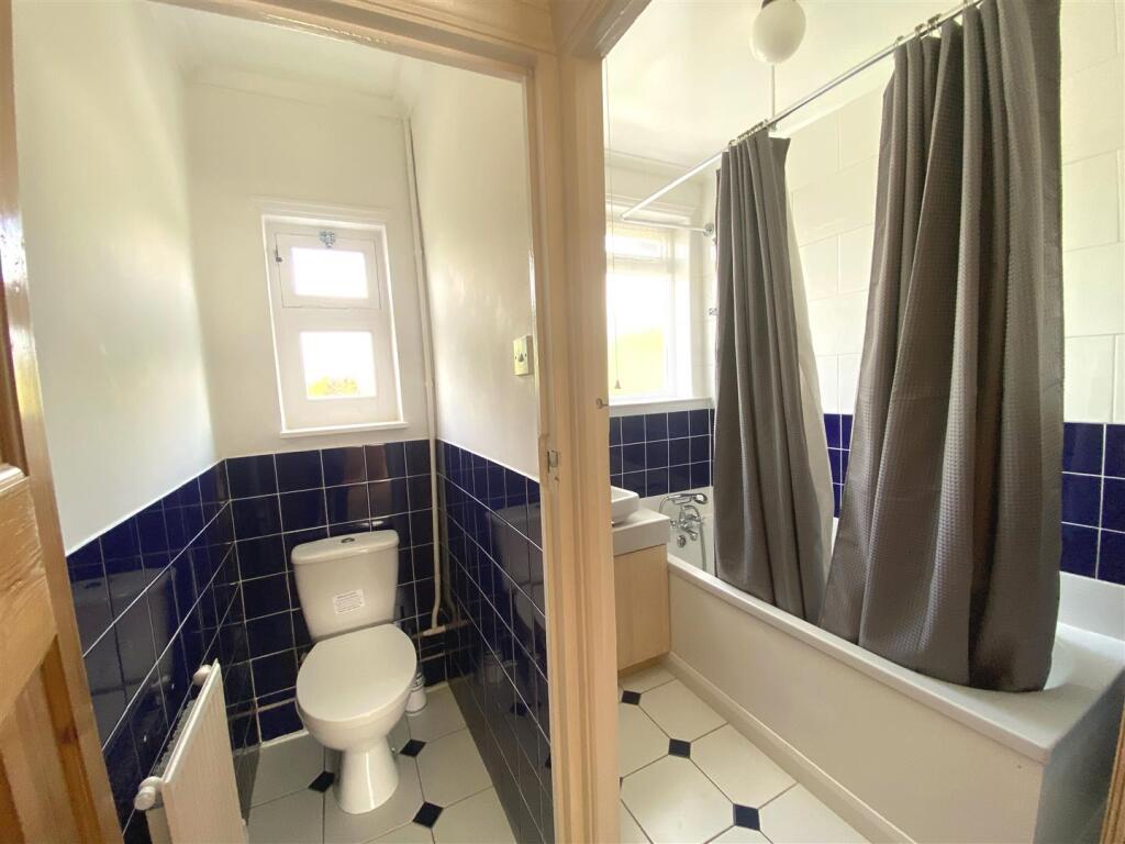Bathroom.jpeg