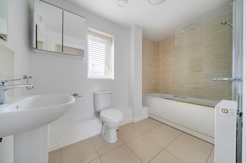 1360346-10-68d3f4...