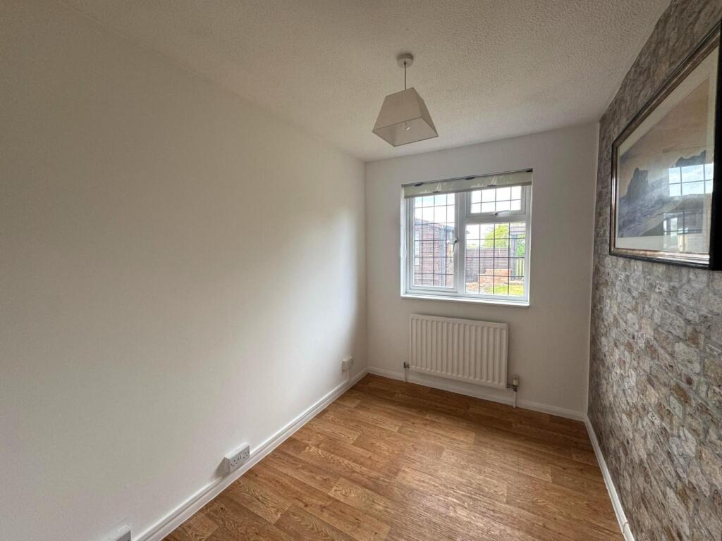 WhatsApp Image 2025-04-22 at 18.12.01_efb2a720.jpg