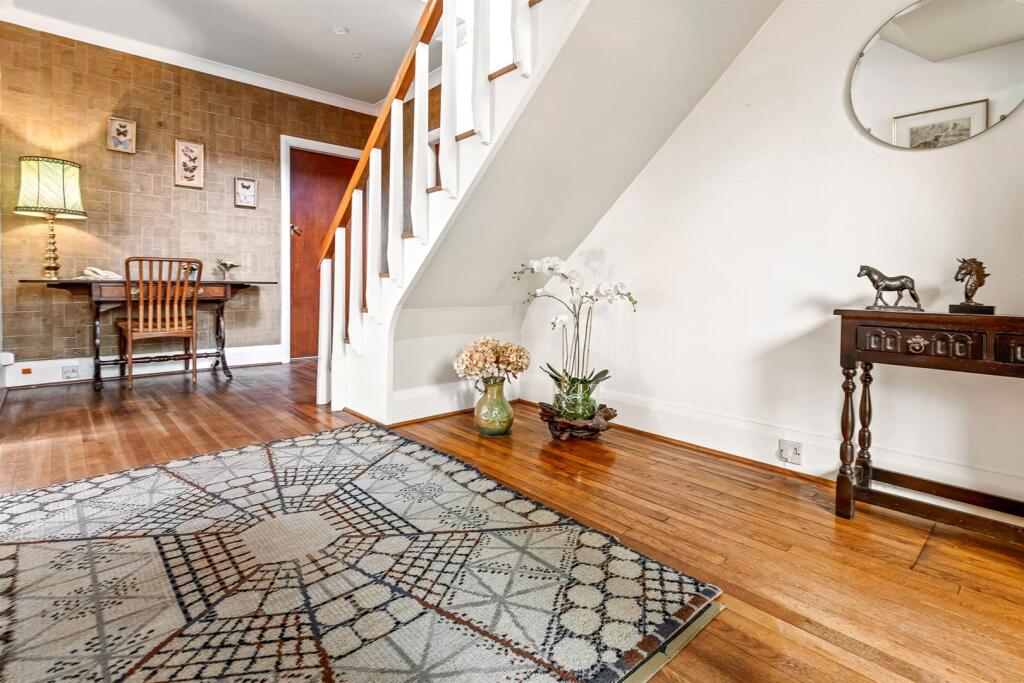 ENTRANCE HALLWAY