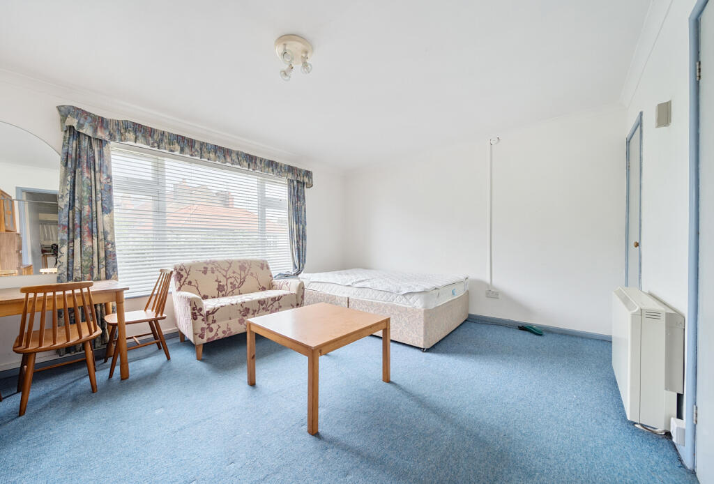 1329303-2-6881049...