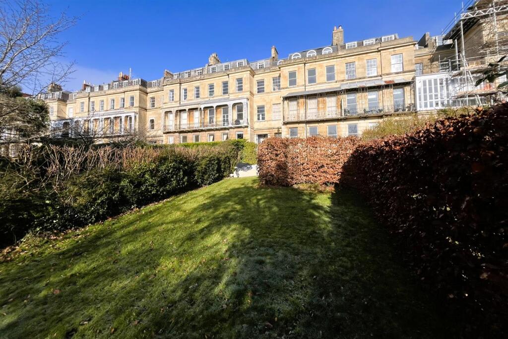 18 Lansdown Place, Cheltenham GL50 2HX | Leasehold