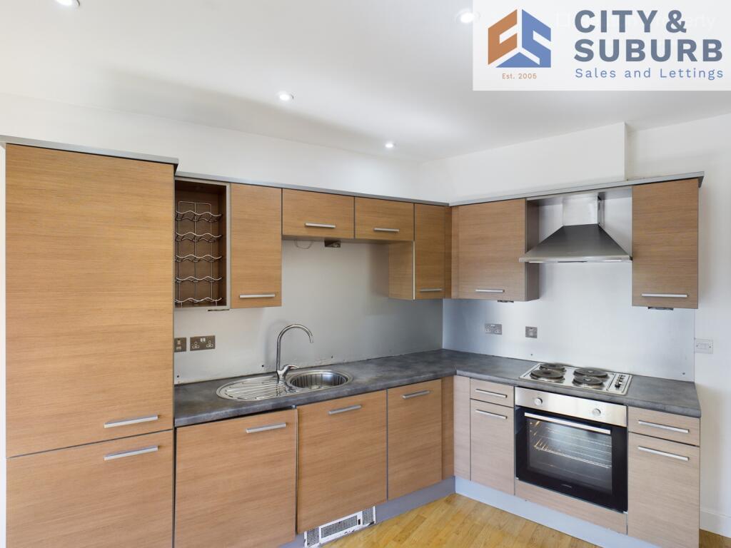 PH410 Advert photo (4)