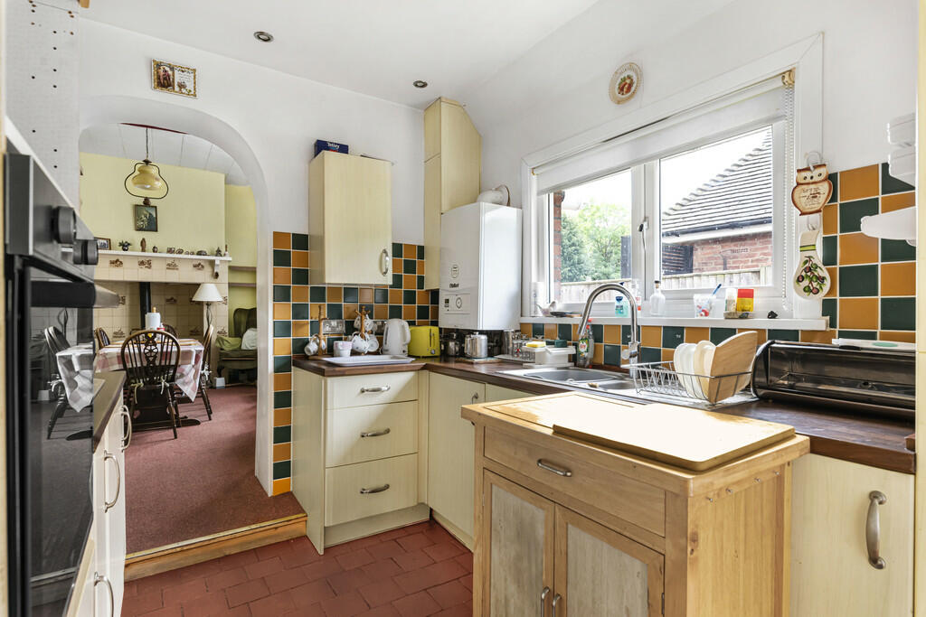 Kitchen 1