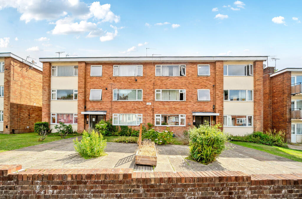 1312275-4-684fe3d...