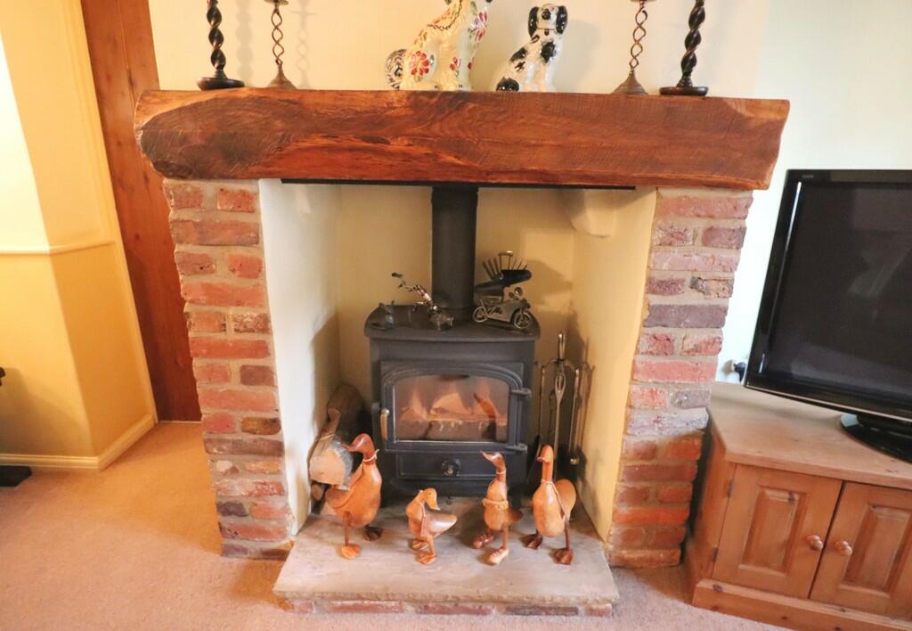 Lounge - Feature ...